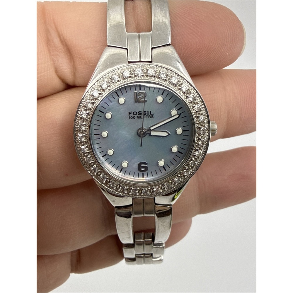 Fossil Blue‎ Womens Watch 100 Meters MOP Dial Crystals Steel Needs Battery 6"